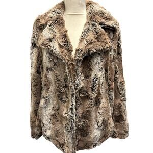 True Grit Dylan Faux Fur Button Front Jacket Size M